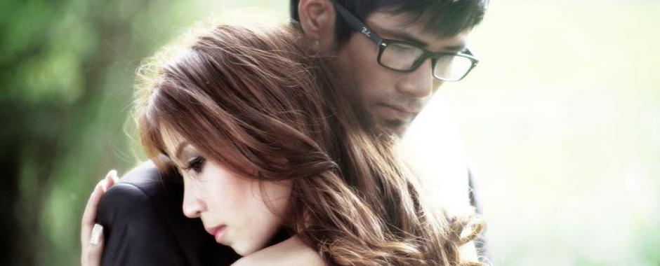 signs you are dating a narcissist, dating a narcissist, married to a narcissist, 